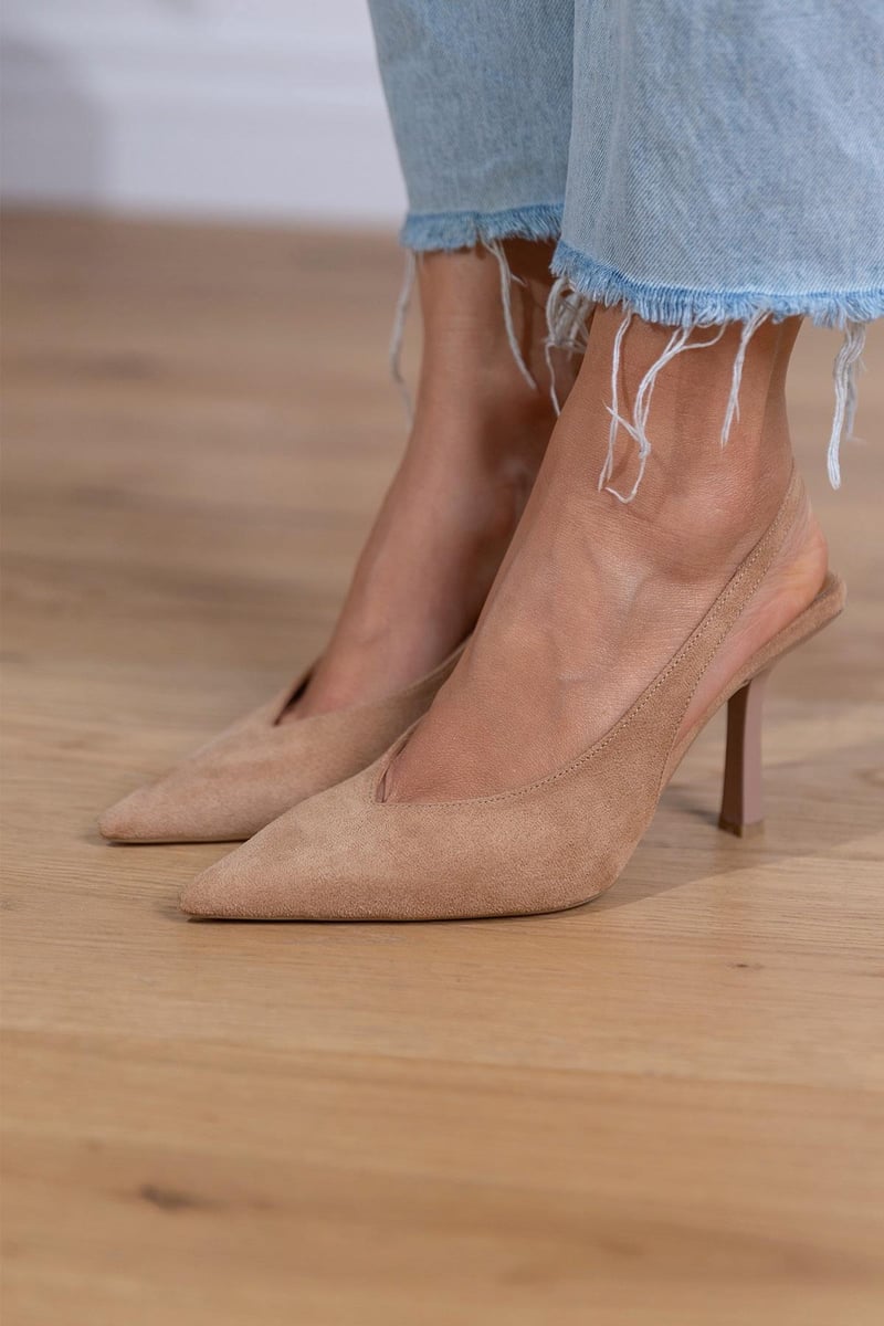 Claudia - Elegantes zapatos slingback nude
